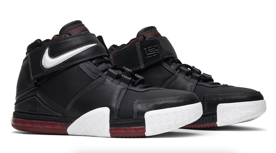 Nike LeBron 2 Retro 2022 Release Date