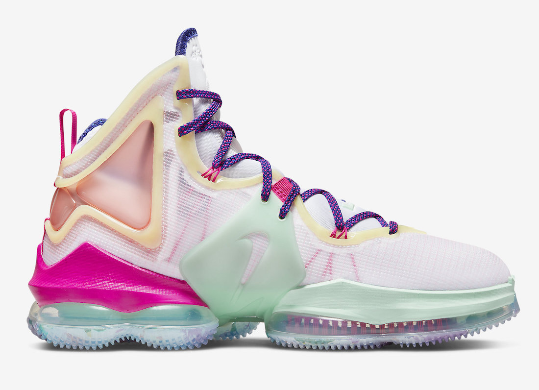Nike LeBron 19 Valentines Day DH8460-900 Release Date