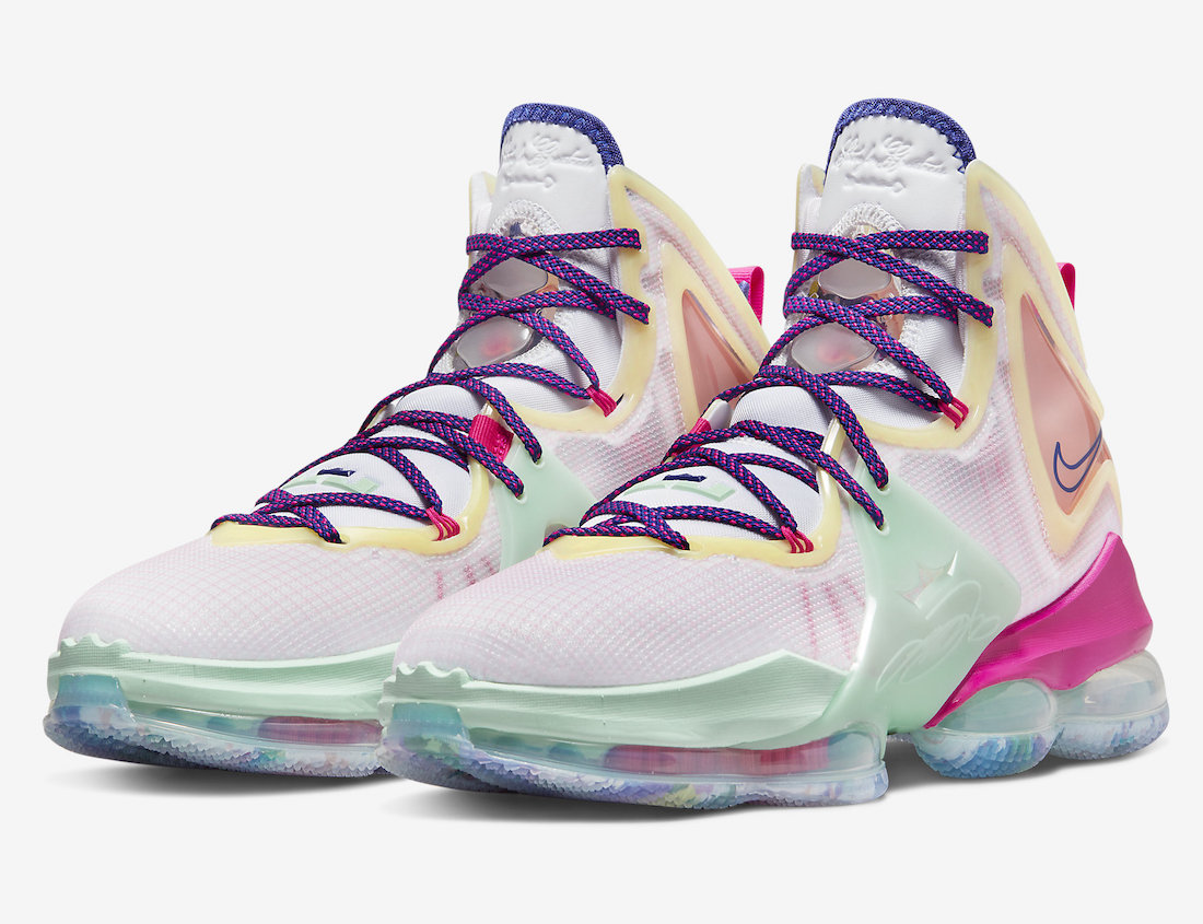 Nike LeBron 19 Valentine's Day DH8460-900 Release Date