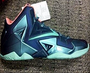 Nike LeBron XI Teaser