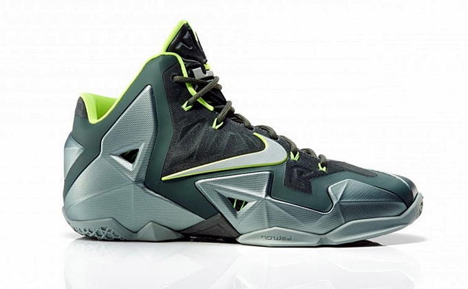 lebron 11 dunkman