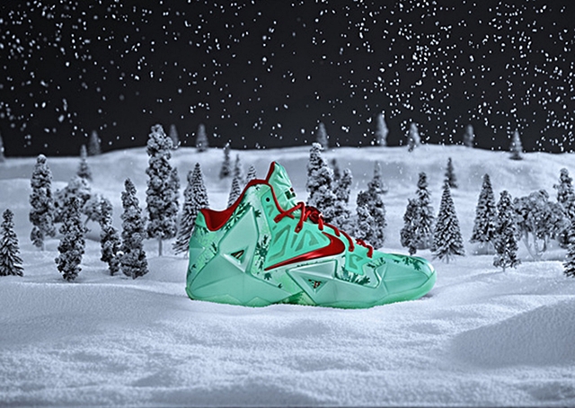 Nike LeBron XI “Christmas” Officially Unveiled