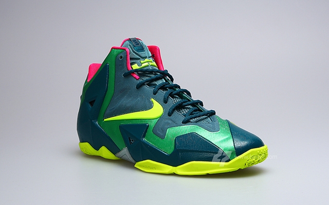 Nike LeBron XI GS “T-Rex” Edition Unveiled